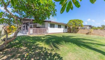 41-613  Inoaole Street Waimanalo, Kailua home - photo 4 of 21