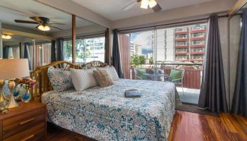 Hawaiian King condo # 404, Honolulu, Hawaii - photo 1 of 10 Hawaiian King condo # 404, Honolulu, Hawaii - photo 1 of 10