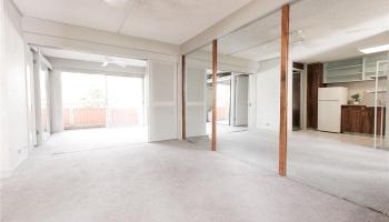 Hawaiian King condo # 511, Honolulu, Hawaii - photo 2 of 12