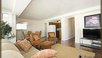 Sunset Towers condo #1107, Honolulu, Hawaii - photo 3 of 16 Sunset Towers condo #1107, Honolulu, Hawaii - photo 3 of 16
