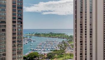 Sunset Towers condo #2004, Honolulu, Hawaii - photo 4 of 20