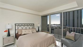 Sunset Towers condo # 1007, Honolulu, Hawaii - photo 1 of 20