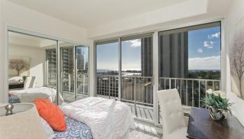 Sunset Towers condo # 1007, Honolulu, Hawaii - photo 2 of 20