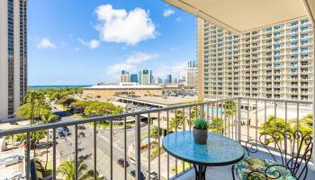 Sunset Towers condo # 1007, Honolulu, Hawaii - photo 3 of 20