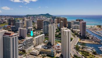 Sunset Towers condo # 2004, Honolulu, Hawaii - photo 3 of 25