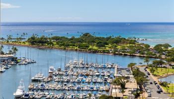 Sunset Towers condo # 2004, Honolulu, Hawaii - photo 6 of 25