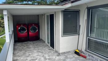 42-135 Old Kalanianaole Rd Kailua - Rental - photo 2 of 9