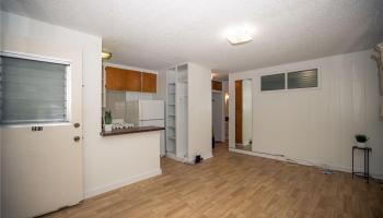 Promenade condo # 207, Honolulu, Hawaii - photo 3 of 14