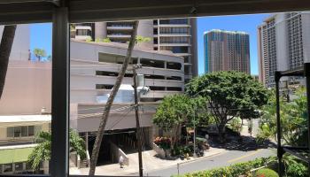 Kalia condo # 305A, Honolulu, Hawaii - photo 2 of 10