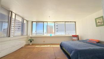 Kalia condo # 5D, Honolulu, Hawaii - photo 4 of 25