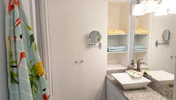 Kalia condo # 706B, Honolulu, Hawaii - photo 4 of 23