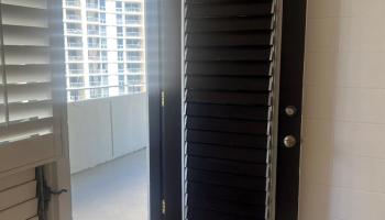 Kalia condo # P7A, Honolulu, Hawaii - photo 4 of 25