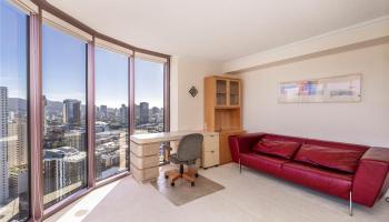 One Waterfront Tower condo # 3504, Honolulu, Hawaii - photo 6 of 25