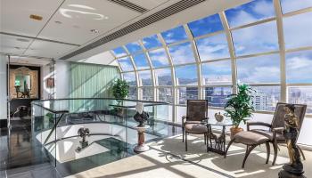 One Waterfront Tower condo # 4502, Honolulu, Hawaii - photo 6 of 13