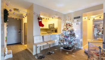 One Waterfront Tower condo # 503, Honolulu, Hawaii - photo 4 of 25