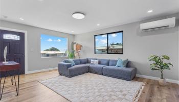 427  Kekupua Street Koko Head Terrace, Hawaii Kai home - photo 4 of 25