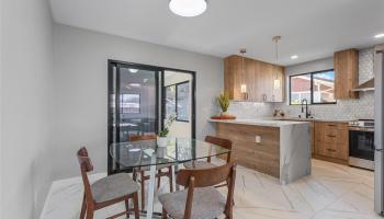 427  Kekupua Street Koko Head Terrace, Hawaii Kai home - photo 5 of 25