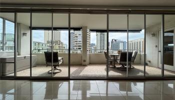 430 Kaiolu St Honolulu - Rental - photo 6 of 21