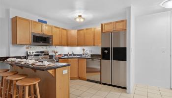 Kaiolu Sunrise condo # 207, Honolulu, Hawaii - photo 3 of 18