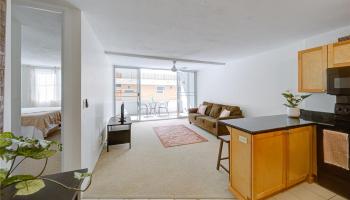 Kaiolu Sunrise condo # 607, Honolulu, Hawaii - photo 4 of 19