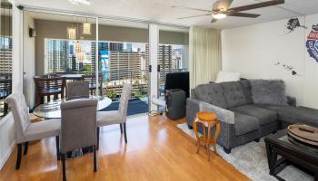 Keoni Ana condo # 1010, Honolulu, Hawaii - photo 5 of 20