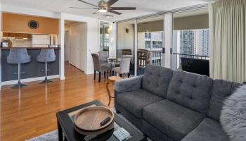 Keoni Ana condo # 1010, Honolulu, Hawaii - photo 6 of 20