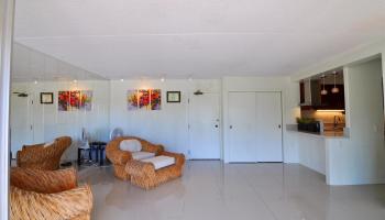 Keoni Ana condo # 104, Honolulu, Hawaii - photo 5 of 24
