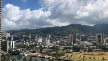 Keoni Ana condo # 1112, Honolulu, Hawaii - photo 1 of 15