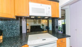 Keoni Ana condo # 114, Honolulu, Hawaii - photo 5 of 12