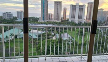 Keoni Ana condo # 1304, Honolulu, Hawaii - photo 2 of 17