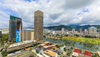 Keoni Ana condo # 1307, Honolulu, Hawaii - photo 1 of 23