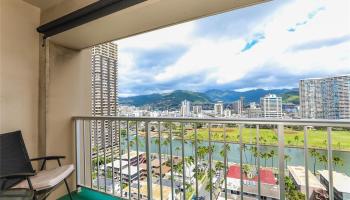 Keoni Ana condo # 1307, Honolulu, Hawaii - photo 3 of 23