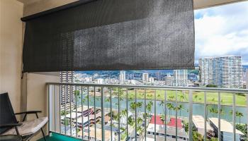 Keoni Ana condo # 1307, Honolulu, Hawaii - photo 4 of 25