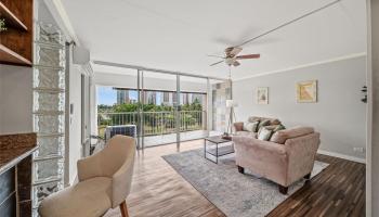 Keoni Ana condo # 204, Honolulu, Hawaii - photo 2 of 20