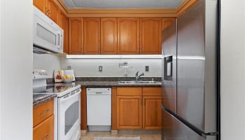 Keoni Ana condo # 206, Honolulu, Hawaii - photo 5 of 13