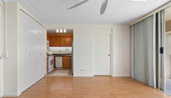 Keoni Ana condo # 206, Honolulu, Hawaii - photo 6 of 13