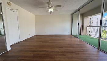 Keoni Ana condo # 514, Honolulu, Hawaii - photo 1 of 17