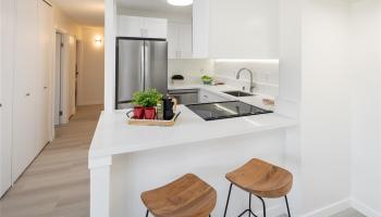 Keoni Ana condo # 703, Honolulu, Hawaii - photo 5 of 17