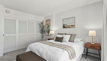 Aloha Towers condo # 2505, Honolulu, Hawaii - photo 6 of 19