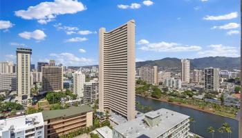 Aloha Towers condo # 2505, Honolulu, Hawaii - photo 6 of 22