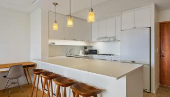 Aloha Towers condo # 2802, Honolulu, Hawaii - photo 3 of 25