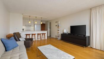 Aloha Towers condo # 2802, Honolulu, Hawaii - photo 4 of 25