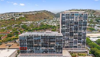 Kahala Towers condo # B601, Honolulu, Hawaii - photo 2 of 18