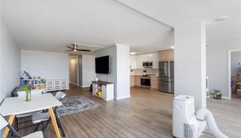 Kahala Towers condo # B601, Honolulu, Hawaii - photo 4 of 18