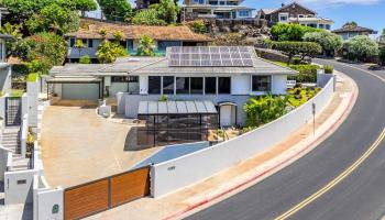 4305  Kaikoo Place Diamond Head, Diamond Head home - photo 2 of 25