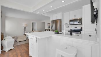 Palms Inc condo # 1301, Honolulu, Hawaii - photo 2 of 24