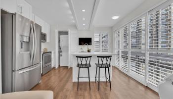 Palms Inc condo # 1301, Honolulu, Hawaii - photo 5 of 24