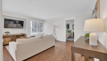 Palms Inc condo # 1301, Honolulu, Hawaii - photo 6 of 24