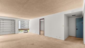 Palms Inc condo # 304, Honolulu, Hawaii - photo 4 of 24