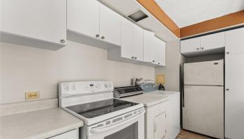 Palms Inc condo # 304, Honolulu, Hawaii - photo 5 of 24